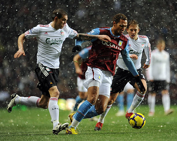 西蒙尼力挺 西蒙尼力挺