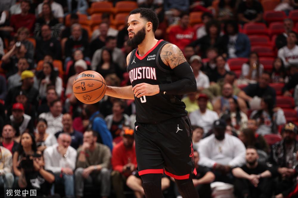 第9届亚洲冬季运动会金银纪念币正式发行.